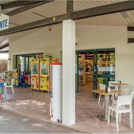 Vacanceselect Mobil Homes - Camping Pineta Sul Mare Camping Village Cesenatico Buitenkant foto