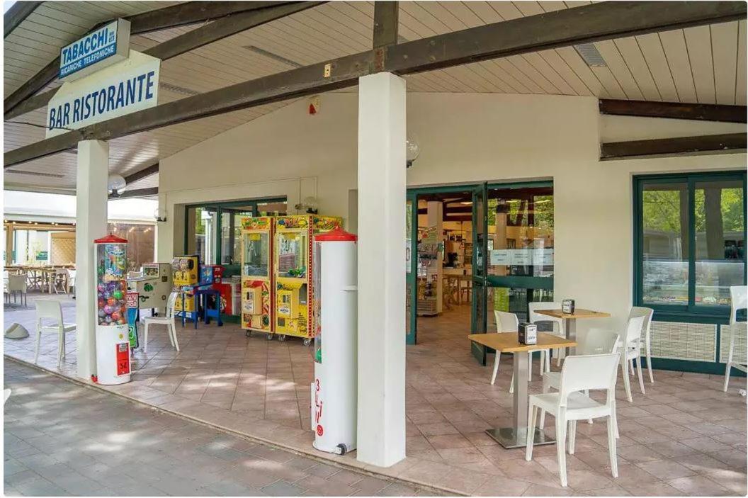Vacanceselect Mobil Homes - Camping Pineta Sul Mare Camping Village Cesenatico Buitenkant foto