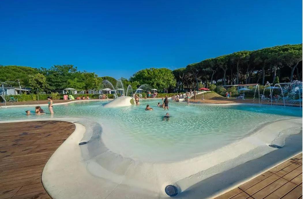 Vacanceselect Mobil Homes - Camping Pineta Sul Mare Camping Village Cesenatico Buitenkant foto