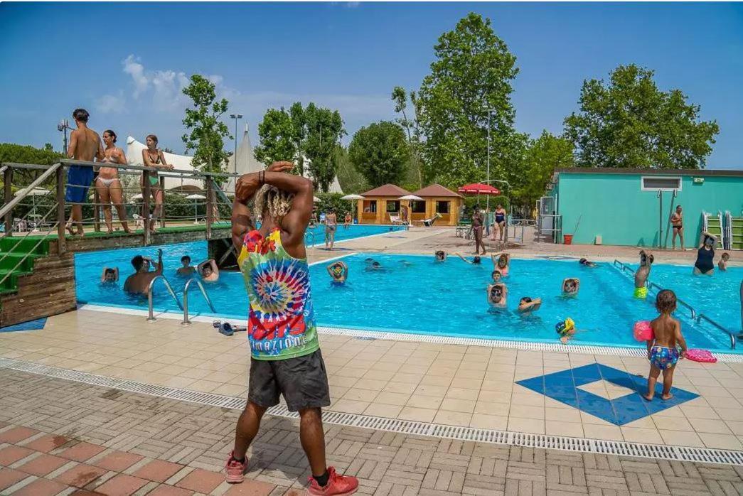 Vacanceselect Mobil Homes - Camping Pineta Sul Mare Camping Village Cesenatico Buitenkant foto